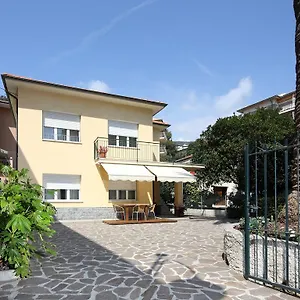 Apartment Delle Ciliegie, Deiva Marina
